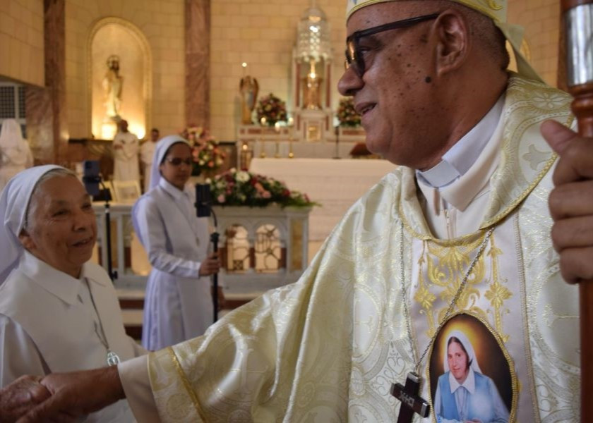 Misa en acción de gracias por la canonización de la Madre Carmen
