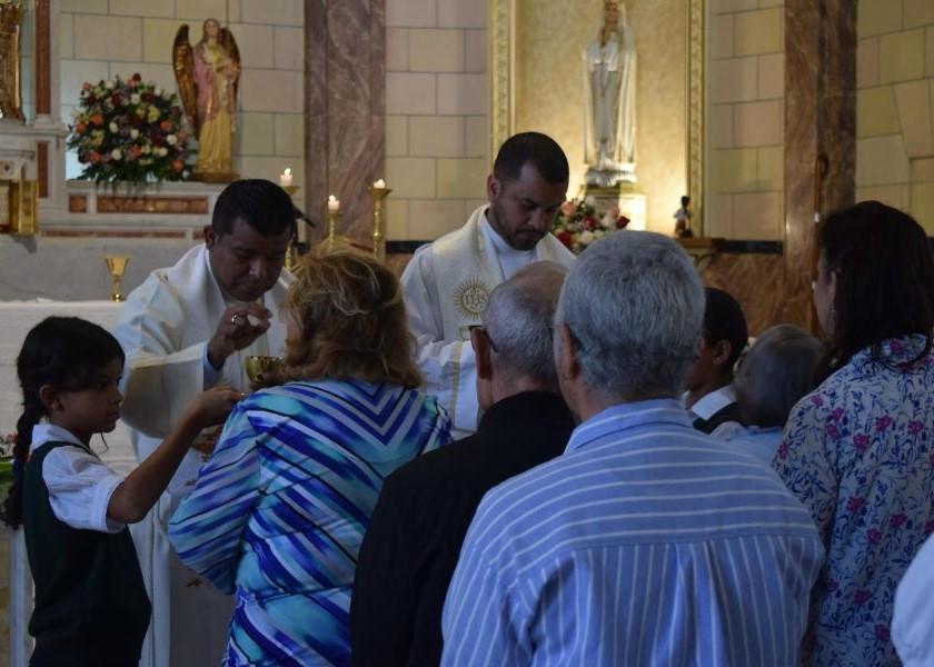 Misa en acción de gracias por la canonización de la Madre Carmen