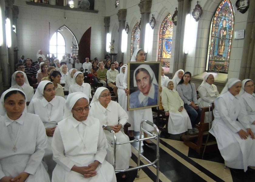 8 de septiembre, Conmemoración de los votos perpetuos de Madre Carmen