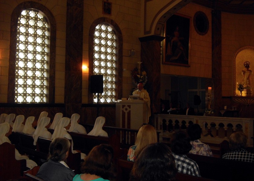 Misa en memoria del 41 aniversario de fallecimiento de Madre Carmen