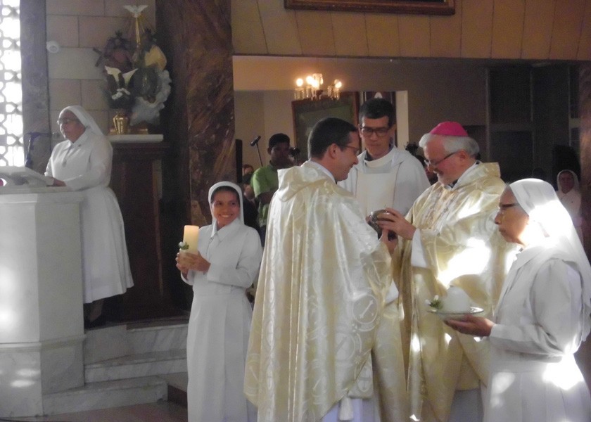 Misa en memoria del 41 aniversario de fallecimiento de Madre Carmen