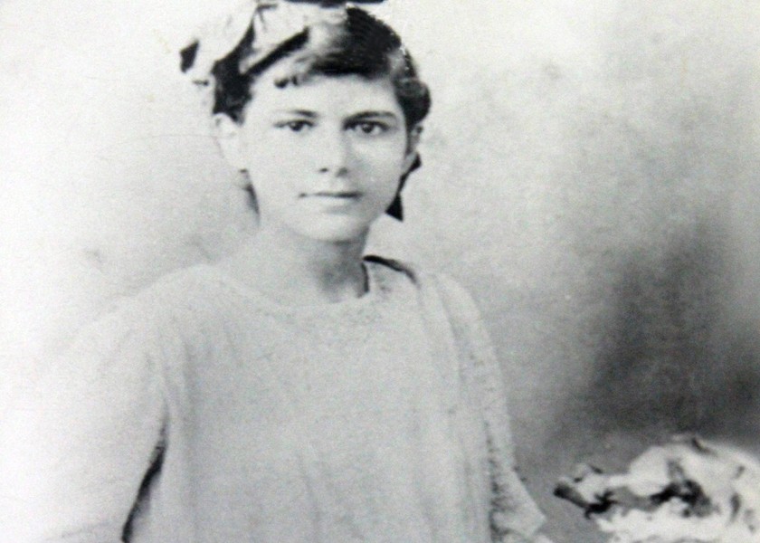 Primeros años Carmen Rendiles