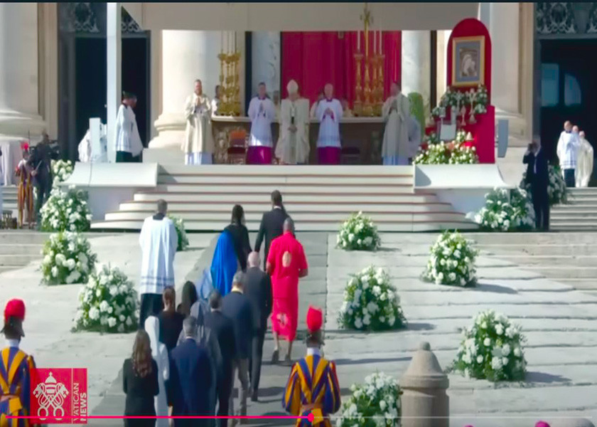 Santa Misa con Canonización 19 de octubre 2025 Papa León XIV