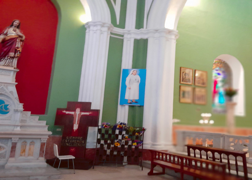 El Viernes Santo, peregrinación en la Iglesia de la Candelaria