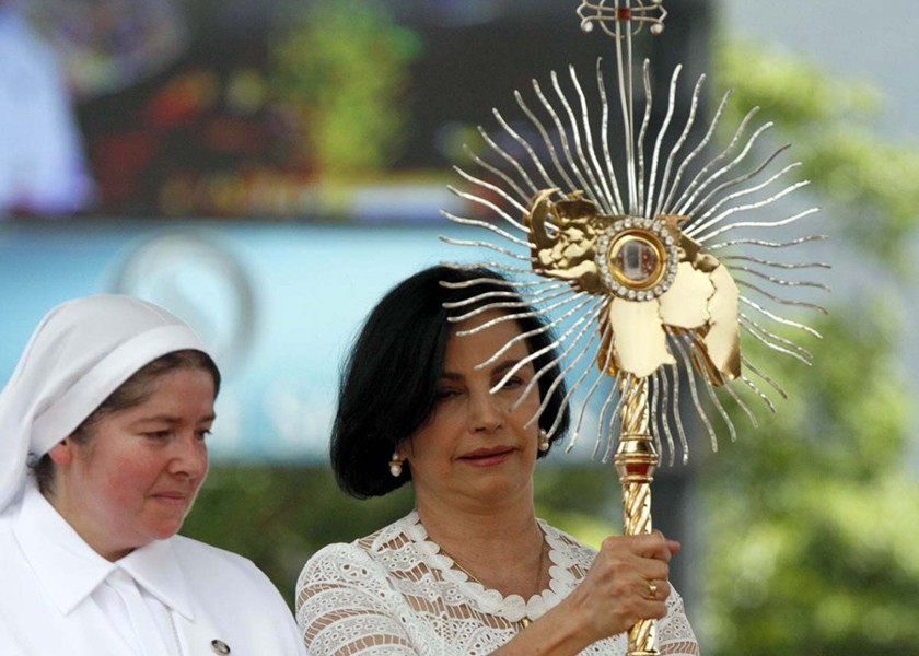 Ceremonia de Beatificacion Madre Carmen Rendiles