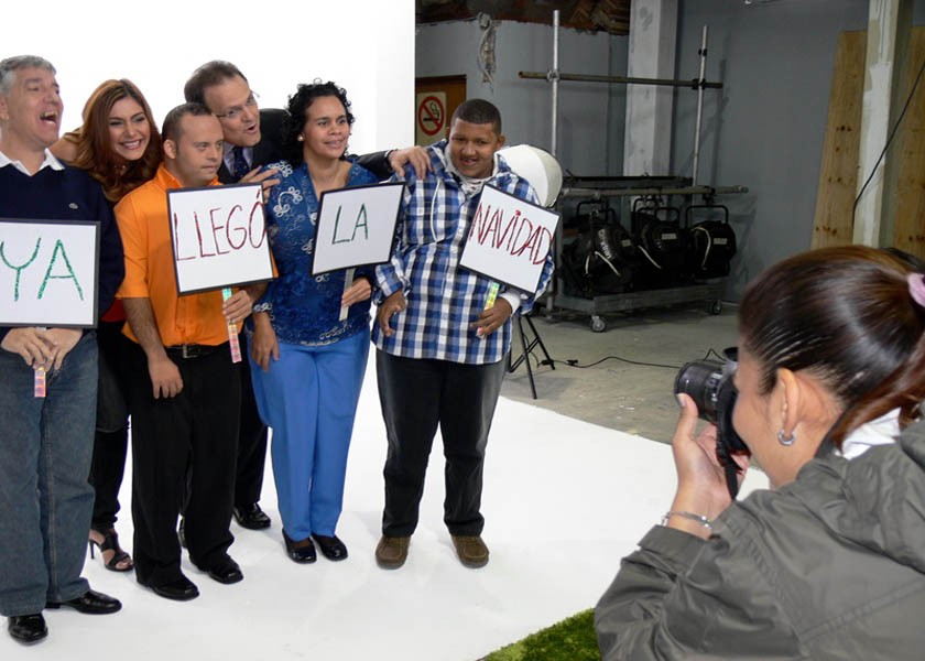 Grupo Madre Carmen tras de cámaras Calendario 2014