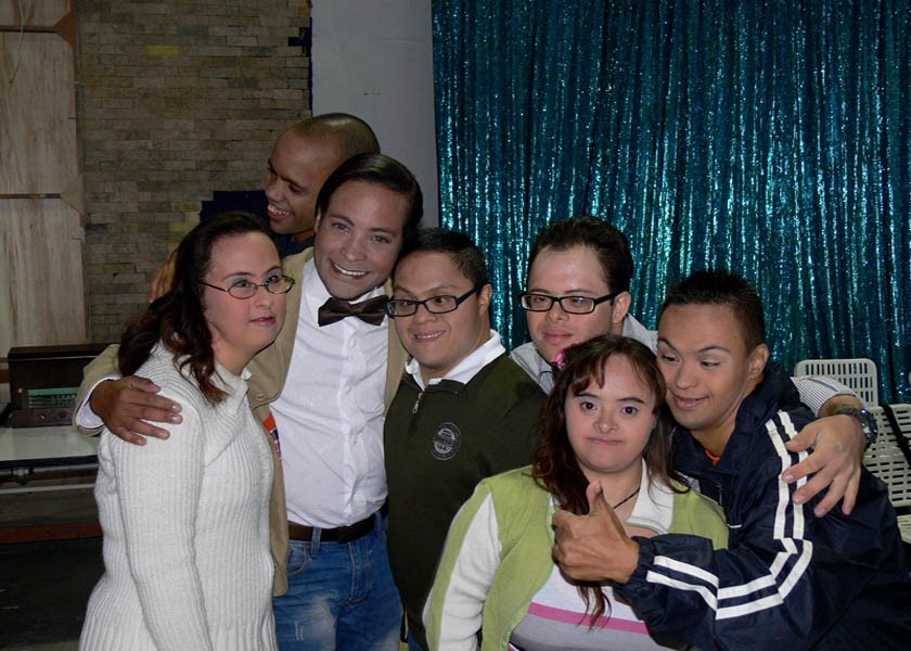 Grupo Madre Carmen tras de cámaras Calendario 2014